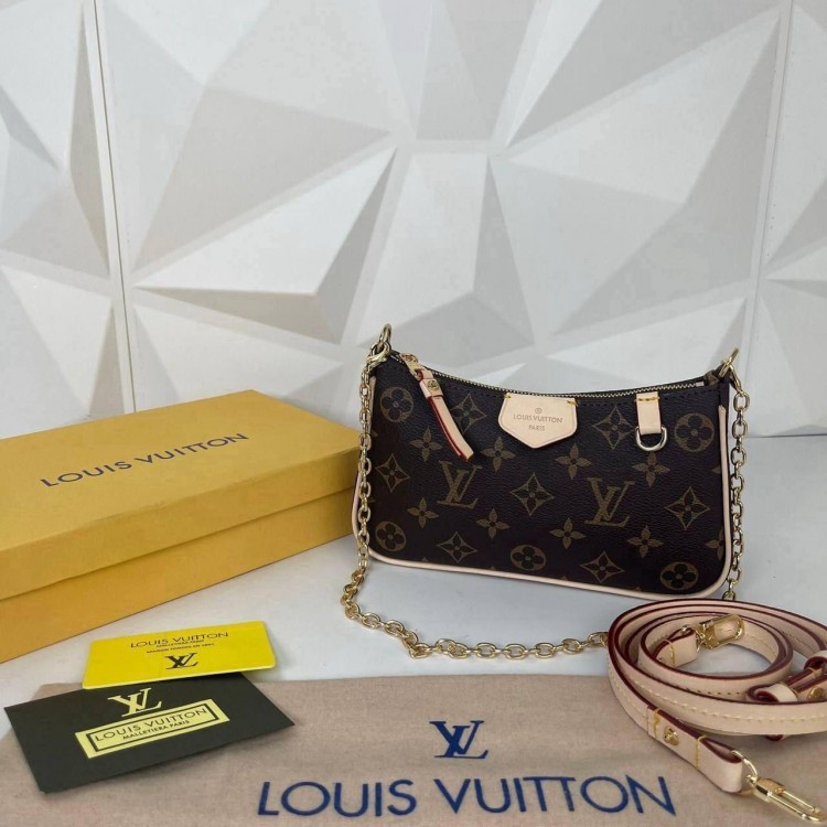 LOUİS VUİTTON EASY POUCH ON STRAP CLASSİC